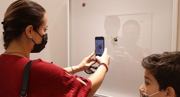 'İzindeyiz Atam' mikro art sergisi OPET sponsorluğunda  Yapı Kredi bomontiada'da