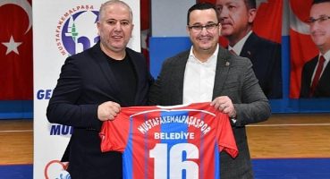 Mustafakemalpaşa Sporda Altın Çağını Yaşıyor