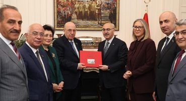 “Türkiye-Azerbaycan arasında 5 milyar dolarlık dış ticaret hedefliyoruz"