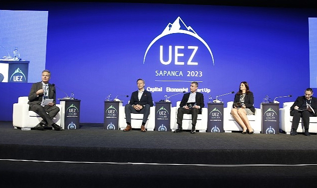 uez-2023te-turk-sirketlerin-global-arenadaki-basarisi-icin-gereken-stratejiler-konusuldu.jpg