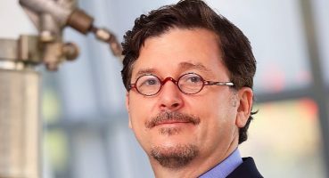 AbdiBio Grup Başkanı Dr. Ali Özüer:  Biyoteknolojik ilaçta da Türkiye'nin bir numarası olmak istiyoruz