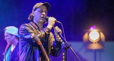 Gaziemirli gençler, Duman'la bayramlarını kutladı