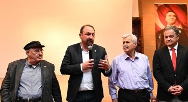 Komünist Osman Çiğli'de Seyirci ile Buluştu