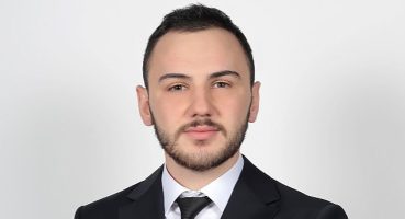 Sağlıklı bir nesil için sütü sofranızdan eksik etmeyin