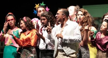 Aliağa Belediye Tiyatrosu Oyuncularından Muhteşem Performans