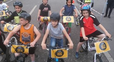 Minik ve genç pedallar Sekapark'ta çevrildi