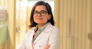 Şarkılara, şarkıcıların hayat hikâyelerine sembolik anlamlar yükleniyor