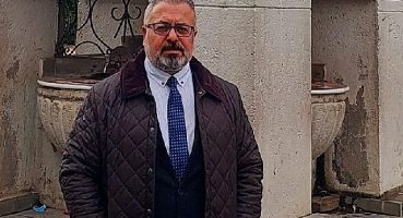 Ünlü Sanatçı Abdurrahman Delen, Yeni Şarkısı “Kına” ile Müzikseverleri Şaşırtıyor!