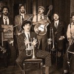 yapi-kredi-bomontiada-uninvited-jazz-band-ile-new-orleans-ruhunu-avluya-tasiyor.jpg