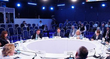 2'nci Rusya-Afrika Zirvesi Ekonomik ve İnsani Forumu St. Petersburg'da Düzenlendi