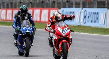 Bahattin Sofuoğlu'ndan Çekya'da Podyum Başarısı