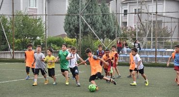  Kartepe yaz spor okulları sezonu açtı 