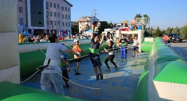 Kocaeli'nin sokaklarında şenlik var