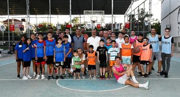 Takımını kur sahaya çık 4 . Geleneksel besketbol turnuvası sona erdi 