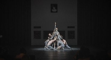 The Stay Warehouse'da Bale Temsili