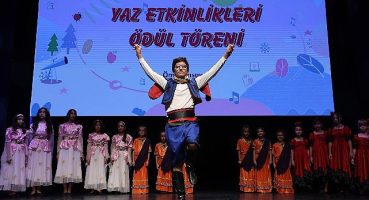 Bilgi Evleri'nde Ödül Dolu Yaz'a Veda