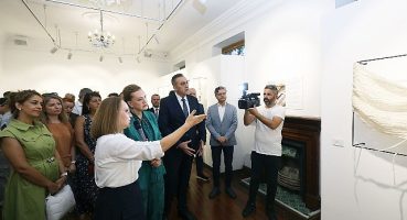 DEÜ'nün “Koza'dan Doku(ma)ya" Sergisi Açıldı