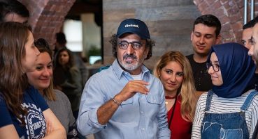Dünyaya Açılmak İsteyen Girişimciler için “Hamdi Ulukaya Girişimi-Startup Destek Programı" Başvuruları Başladı