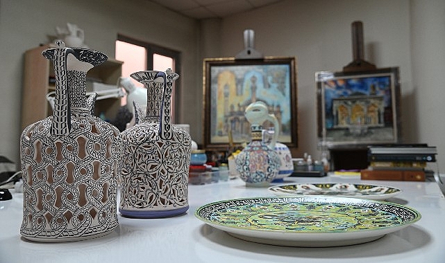 ecdat-mirasi-sanat-selcuklu-belediyesi-cini-atolyesinde-yasatiliyor.jpg