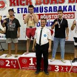 kemer-belediyesi-kick-boks-takimi-gogsumuzu-kabartti.jpg