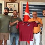 kemer-belediyesinden-ilcenin-futbol-takimlarina-malzeme-destegi.jpg