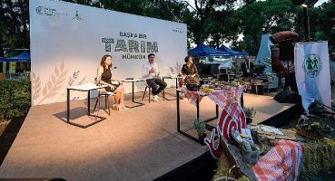 92. İzmir Enternasyonal Fuarı'nda gençlerle tarladan sofraya