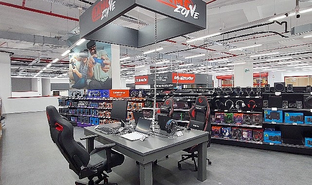 mediamarkt-gamezone-alanlarinda-oyunseverleri-son-teknolojiyle-bulusturuyor.jpg