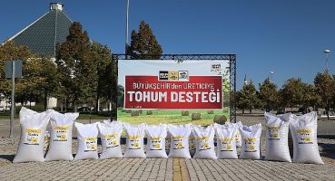 Başkan Altay: “Şehrimize ve ülkemize katkı sağlayan çiftçilerimizin yanında olmaya devam edeceğiz”