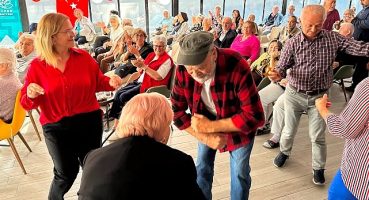 Nilüfer Belediyesi Huzurevinde Cumhuriyet coşkusu