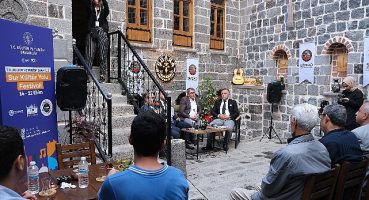 Sur Kültür Yolu Festivali Söyleşilerine Çevre İllerden Yoğun İlgi