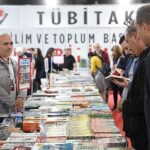antalya-kitap-fuarinda-ilk-gun-heyecani.jpg