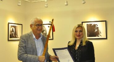 Ege'de “Aşık Veysel" fotoğraf sergisi ve müzik dinletisi ile anıldı