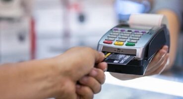 Bireysel kredi kartı borçlanmaları  geçen yıla göre yüzde 168 arttı