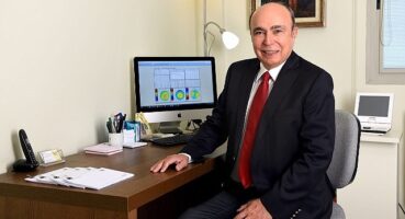 Kaşkaloğlu Göz Hastanesi Kurucusu Prof. Dr. Mahmut Kaşkaloğlu: 'Lasik ile 30 Yıldır Başarılı Operasyonlara İmza Atıyoruz'