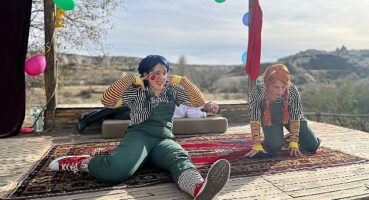 Şehir Tiyatrosu oyuncuları özel çocuklar için sahne aldı