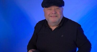 Adil Akbaşoğlu'nun Yeni Şarkısı “Kundurama Kum Doldu” Müzikseverlerle Buluştu!