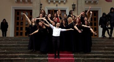 İzmir Büyükşehir Belediyesi Çoksesli Kadınlar Korusu CSO Ada Ankara Sahnesi'nde