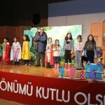 tiyatro-etkinligine-cocuklardan-buyuk-ilgi.jpg