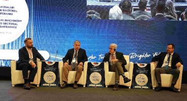 Akıllı Tarım Makineleri Ağ Oluşturma ve Sektörel İş Birliği Konferansı, Tarım Sektörü Temsilcilerini Bir Araya Getiriyor