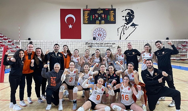 eczacibasi-2-lig-yari-finallerinde-sahne-aliyor.jpg