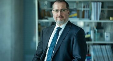 EY, 2024 yılında telekomünikasyon sektörünü etkileyecek en önemli 10 riski açıkladı!