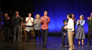 İstanbul Büyükşehir Belediyesi Şehir Tiyatroları Dinçer Sümer'in yazdığı, Ersin Umulu'nun yönettiği “Maviydi Bisikletim" adlı oyunu seyirciyle buluşturdu