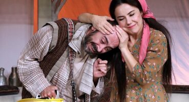 İstanbul Büyükşehir Belediyesi Şehir Tiyatroları en beğenilen oyunlarından Gül'e Ağıt'ı Tuzla seyircisiyle buluşturuyor