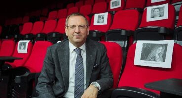 Kadın Oyunları Festivali 23-27 Mart Tarihlerinde Ayvalıklı Tiyatroseverlerle Dördüncü Kez Buluşacak