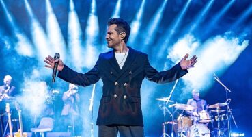 Kenan Doğulu, “İhtimaller" Caz Konseriyle En Sevilen Şarkılarını Bursalılar İçin Seslendirdi