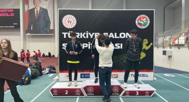 Nevşehir Belediyesi Gençlik ve Spor Kulübü sporcusu Yağız Pala, U-16 Türkiye Salon Atletizm Şampiyonası'nda altın madalya kazandı.