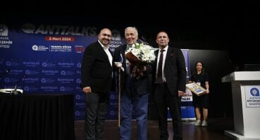 Anttalks'ın konuğu İlber Ortaylı oldu