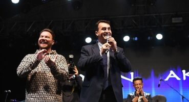 Osmangazi Meydanı'nda coşku Sinan Akçıl ile devam etti