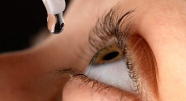 Türk Oftalmoloji Derneği Ramazan'da hastaların en çok sorduğu soruya yanıt verdi Göz damlası oruç bozmaz, bırakmayın