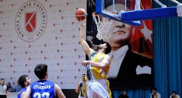 Konya Büyükşehir Belediyespor Basketbolda Yarı Finalde
